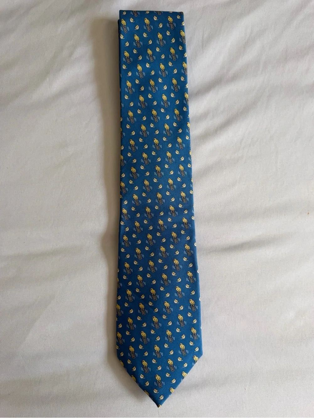 Vineyard Vines 100% Silk Spring Chicken Egg Blue Yellow Pattern Tie